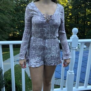 Flowy lavender/ mauve romper